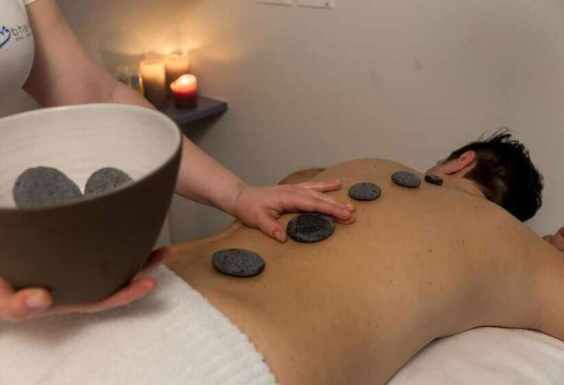 مبيت وإفطار Bhavantù