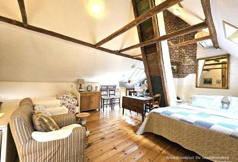 Bed and Breakfast De Stadsboerderij