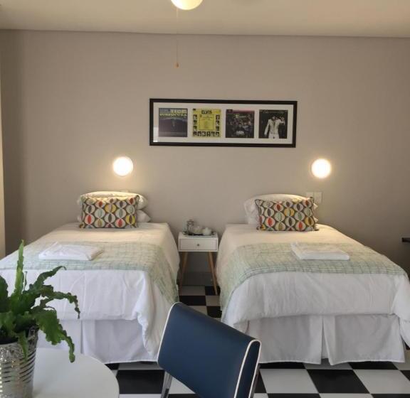 Bed and Breakfast Hp Twelve Accommodation