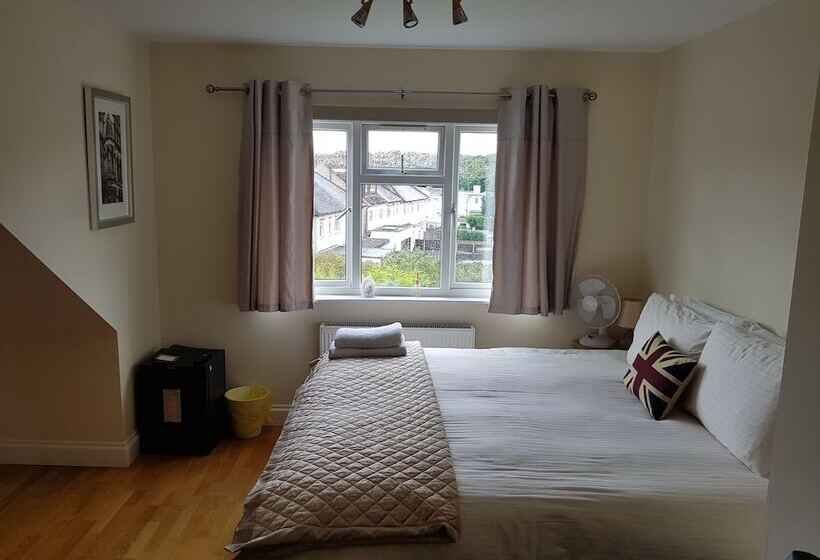 Bed and Breakfast Kathleen House