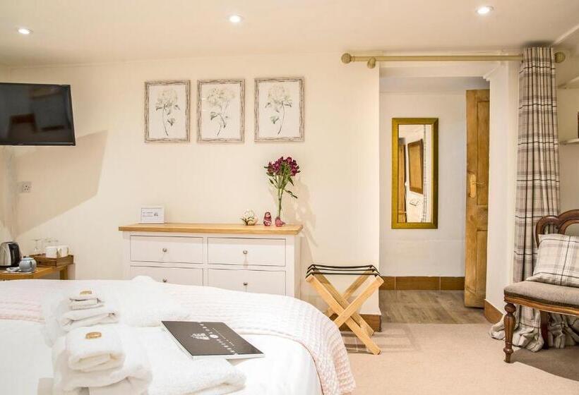 تختخواب و صبحانه Sheriff Lodge