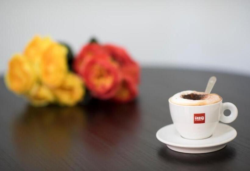 Bed & Breakfast Ellenica