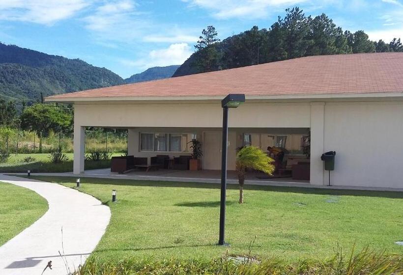 Condado Aldeia Dos Reis 114 E 213