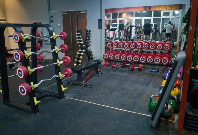 Eastland Hotel & Apartment