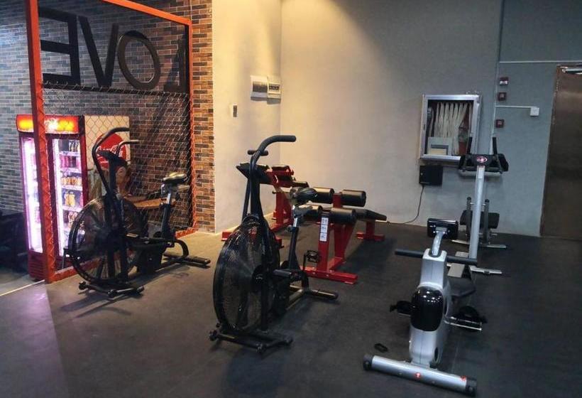 Eastland Hotel & Apartment