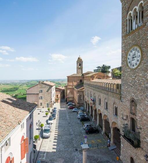 ホテル Albergo Colonna