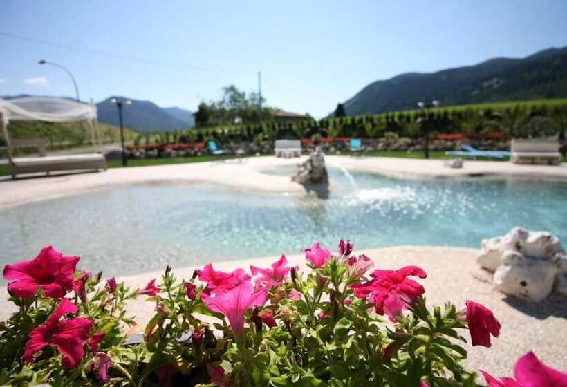 Отель Albergo Ristorante La Bussola