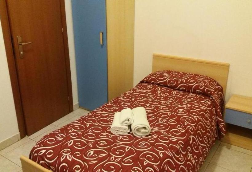 ホテル Albergo Ristorante Lavedo