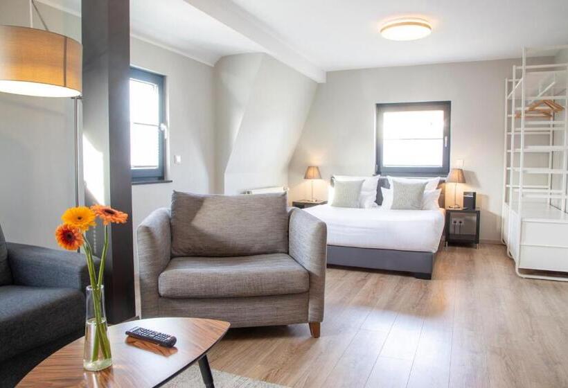 Отель Apex Nürburg