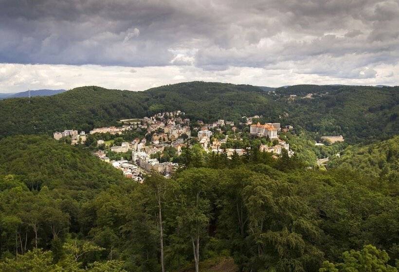 Art Deco Wolker By Astoria Hotel & Medical Spa