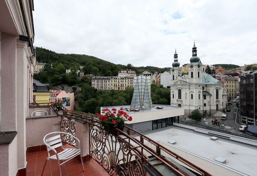 Art Deco Wolker By Astoria Hotel & Medical Spa