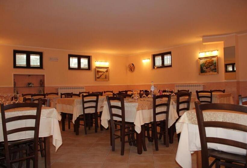 בית מלון כפרי Cenzo