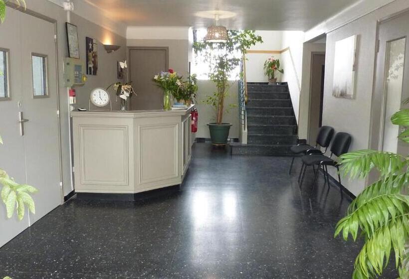 בית מלון כפרי Chez Nous