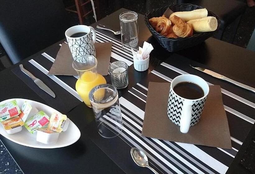 בית מלון כפרי Chez Nous