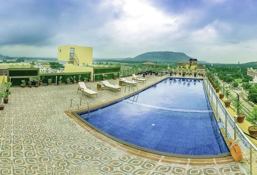 ホテル Clarion Inn Jaipur