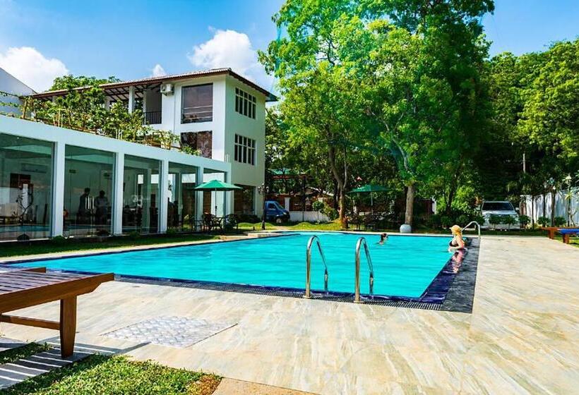 Yala Hotel Elephant Eye