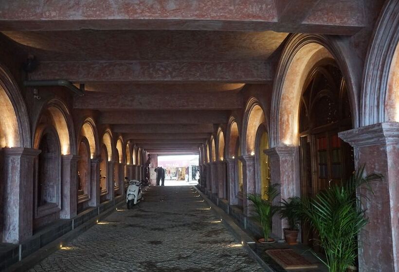 هتل Ginger House Museum