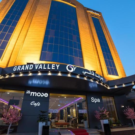ホテル Grand Valley