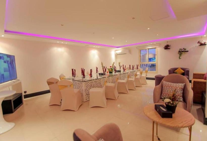 ホテル Grand Valley