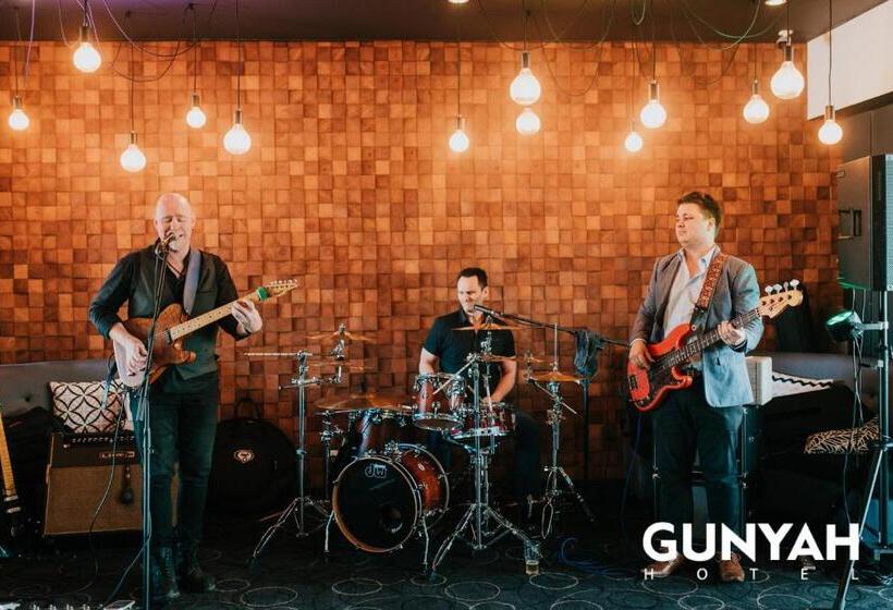 هتل Gunyah