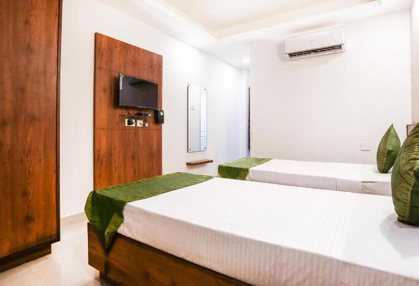 酒店 Treebo Comforts Inn, University Road Deralakatte