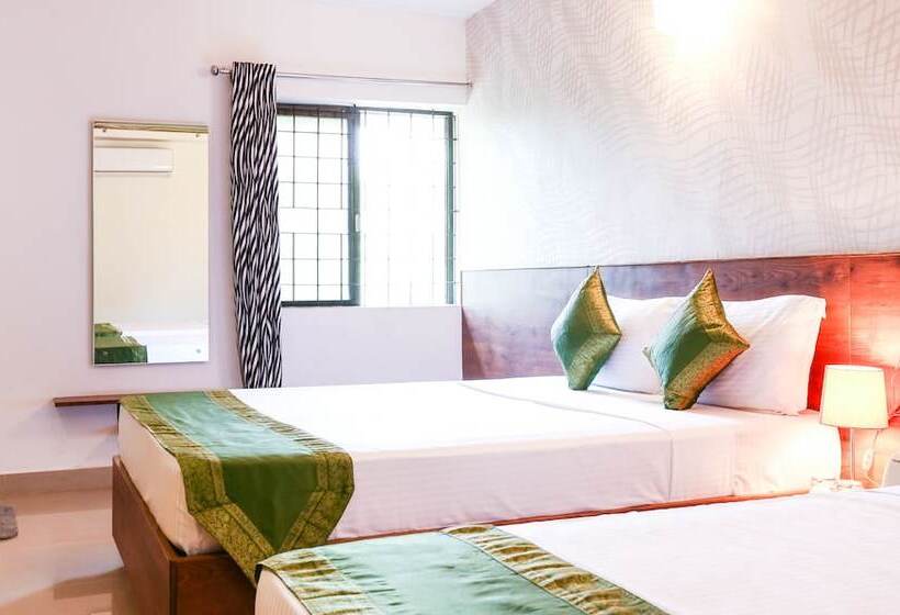 酒店 Treebo Comforts Inn, University Road Deralakatte