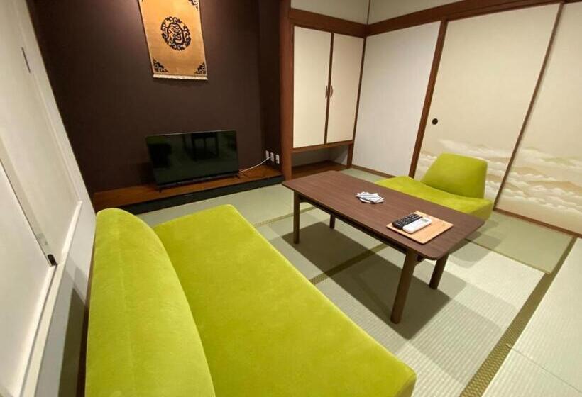 בית מלון כפרי Okutsu Onsen Komeya Club