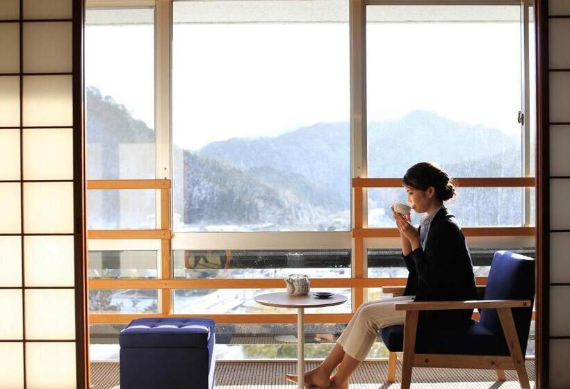 בית מלון כפרי Okutsu Onsen Komeya Club