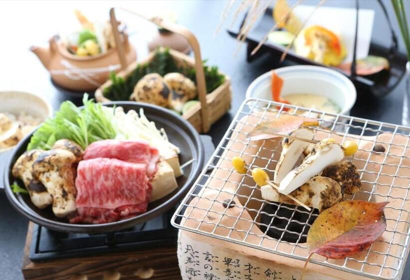 בית מלון כפרי Okutsu Onsen Komeya Club