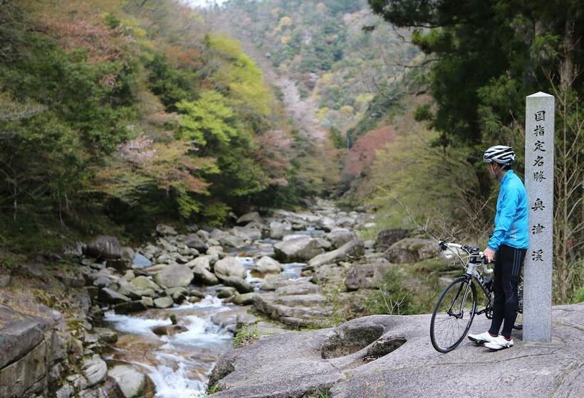 בית מלון כפרי Okutsu Onsen Komeya Club
