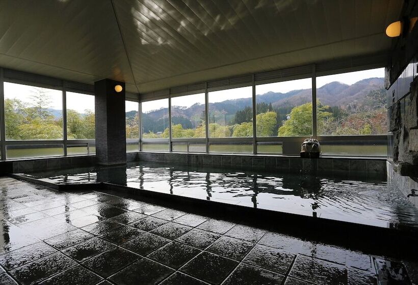 בית מלון כפרי Okutsu Onsen Komeya Club