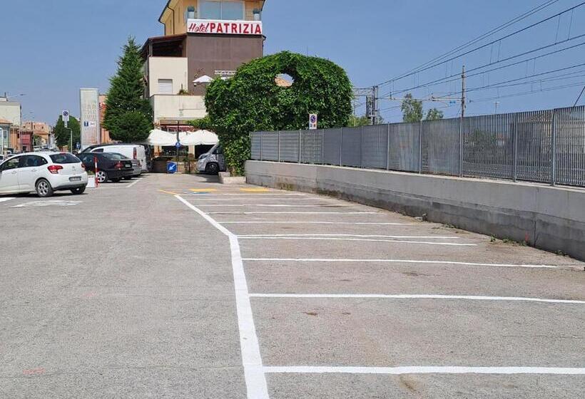 هتل Patrizia