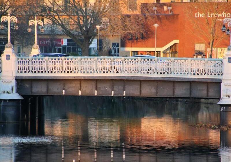 酒店 Royal Ashton Townhouse   Taunton