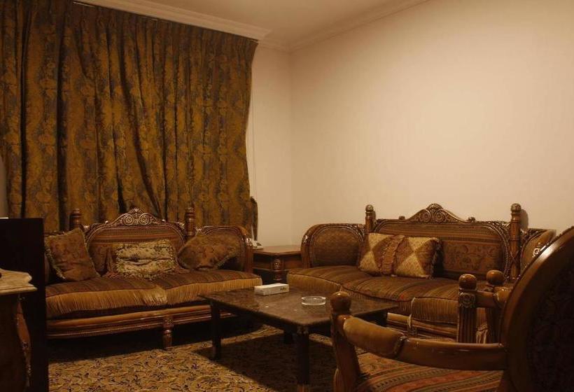 酒店 Royal El Naser