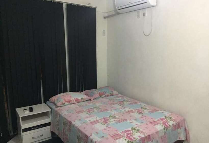 בית מלון כפרי San Gabriel Paddle Club