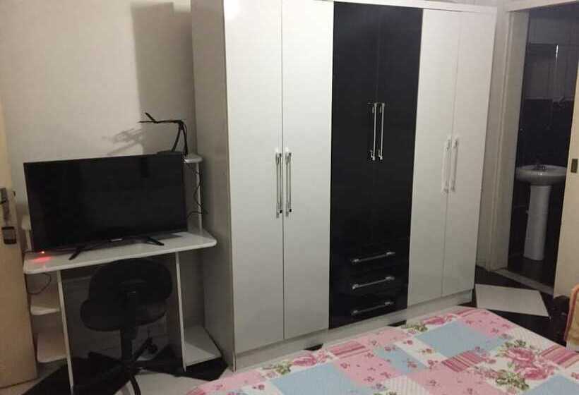 בית מלון כפרי San Gabriel Paddle Club