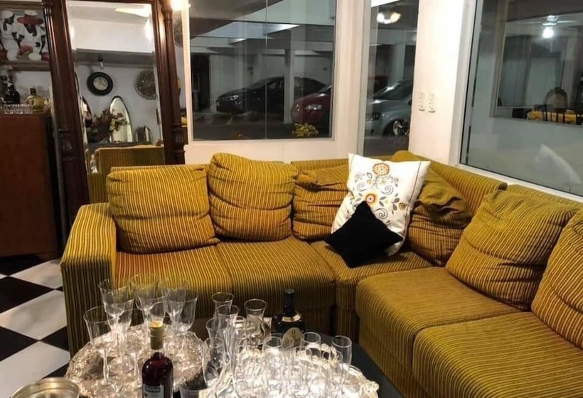 בית מלון כפרי San Gabriel Paddle Club