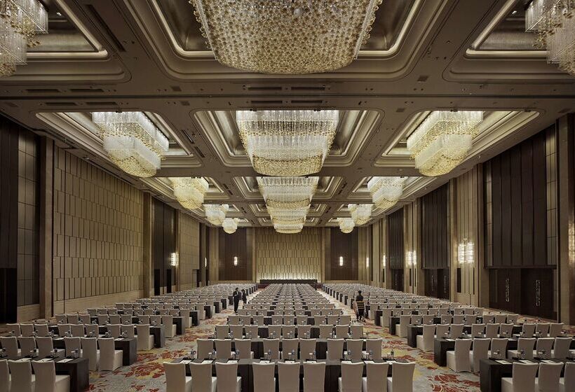 בית מלון כפרי Shangri La Yiwu   Close To Yiwu International Trade Market