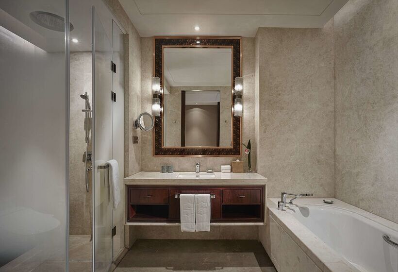 בית מלון כפרי Shangri La Yiwu   Close To Yiwu International Trade Market