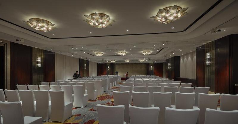 בית מלון כפרי Shangri La Yiwu   Close To Yiwu International Trade Market