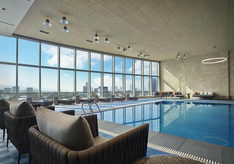 בית מלון כפרי Shangri La Yiwu   Close To Yiwu International Trade Market