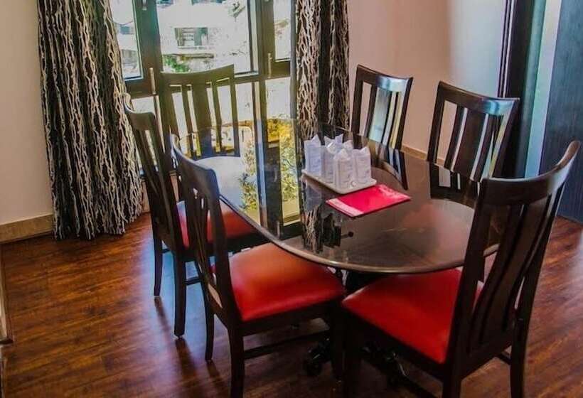 בית מלון כפרי Shilton By Royal Collection