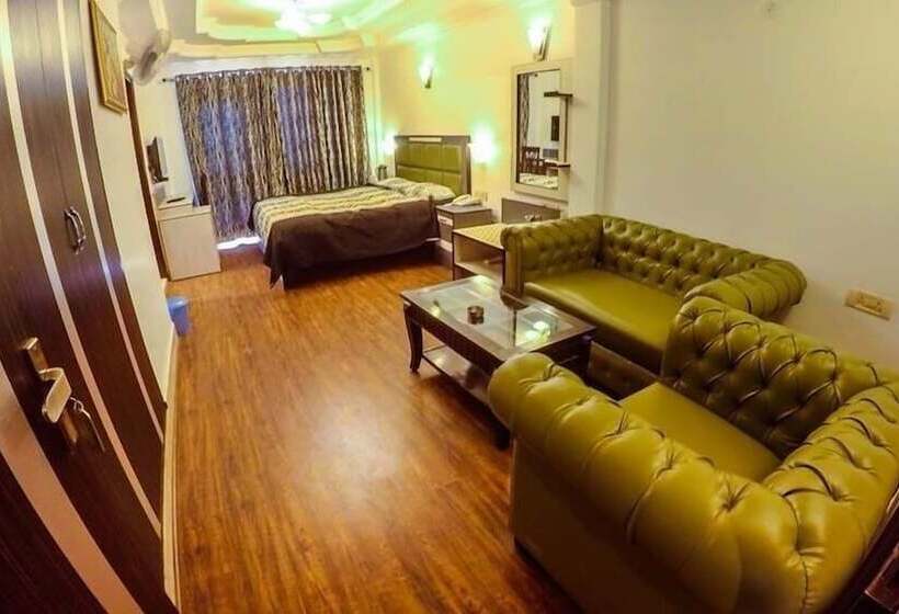 בית מלון כפרי Shilton By Royal Collection