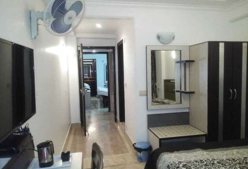 בית מלון כפרי Shilton By Royal Collection