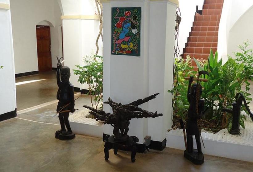 בית מלון כפרי The Old Boma