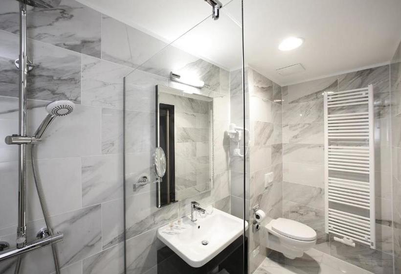 Urban Boutique Hotel Center