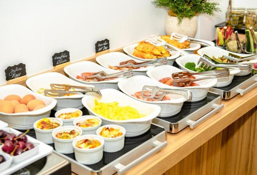 Urban Boutique Hotel Center