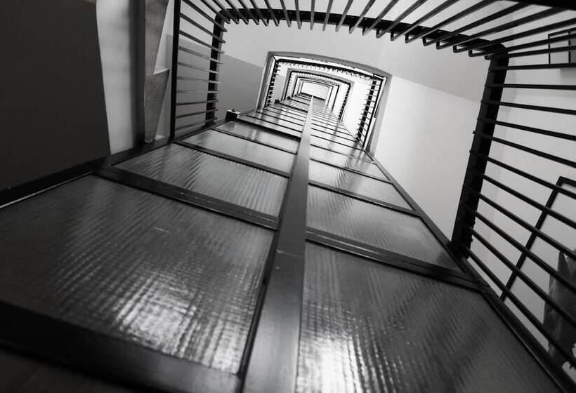 Urban Boutique Hotel Center