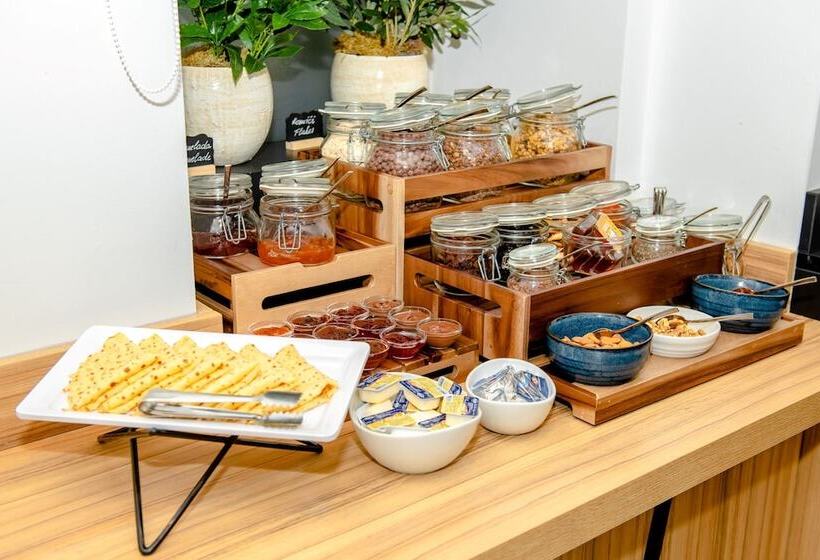 Urban Boutique Hotel Center