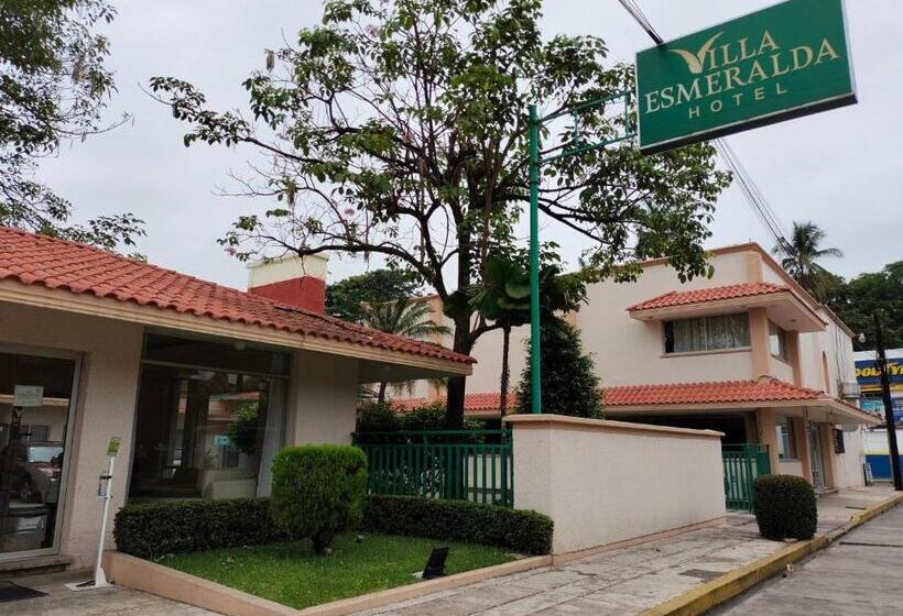 ホテル Villa Esmeralda